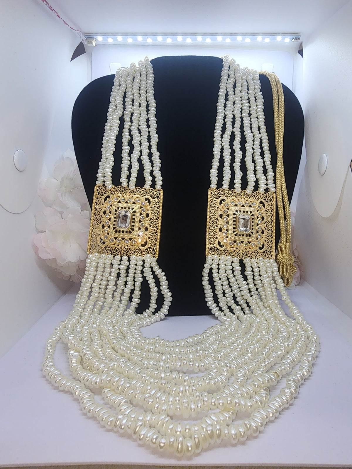 white pearl necklace gold pendant1 montreal maison farhat