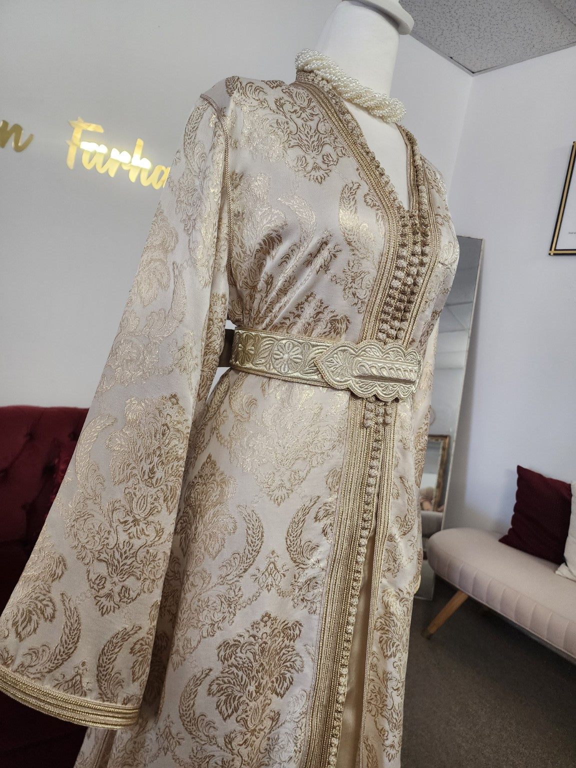 Caftan Elhaj Omar – Ivory & Gold, Maison Farhat