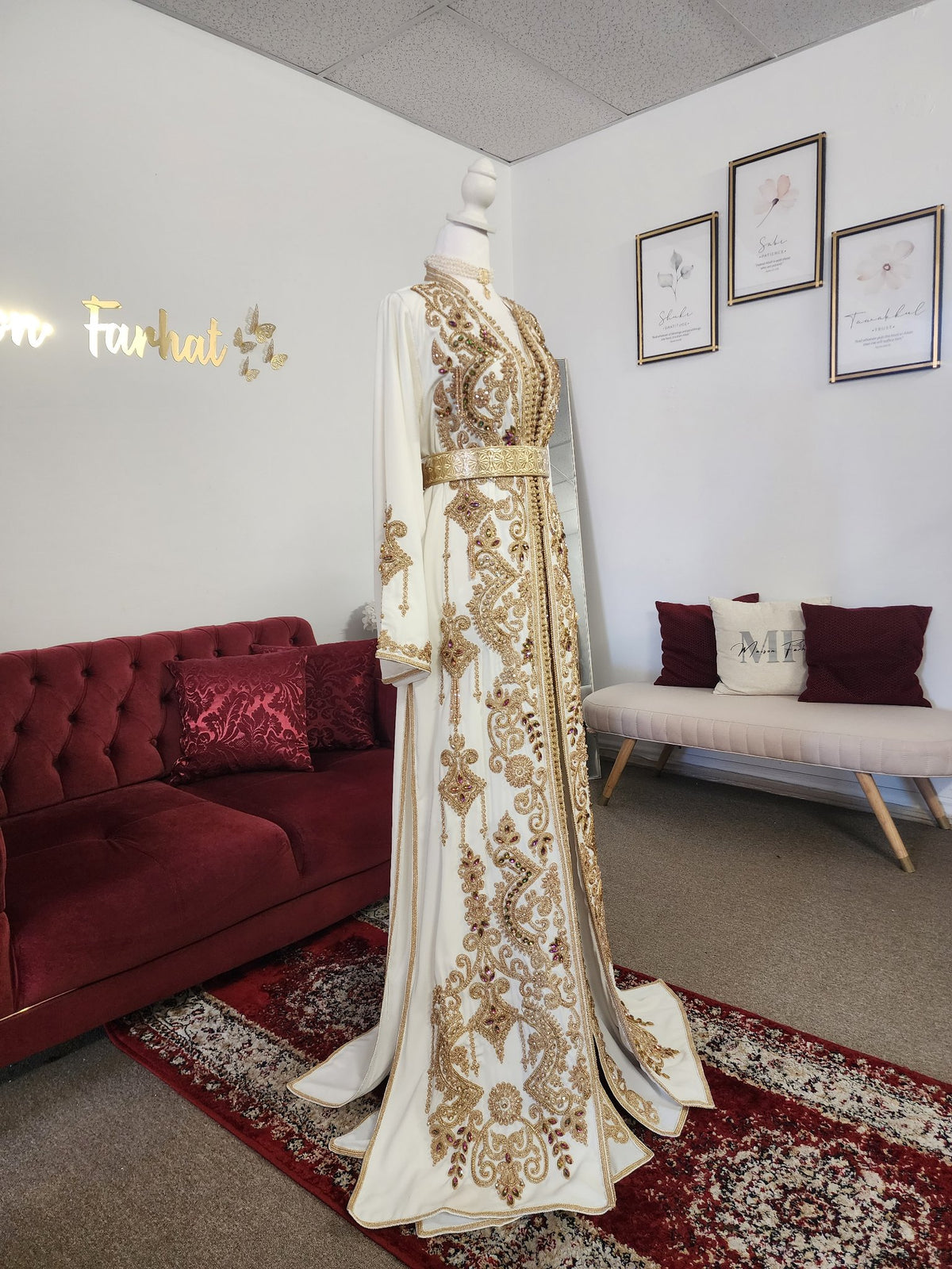 Tekchita fes - white & gold