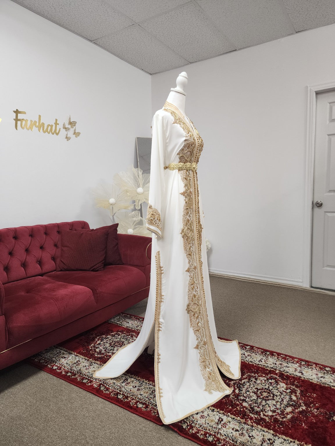 Maison Farhat – Caftan Ivoire Doré – Éclat Royal – vue 4