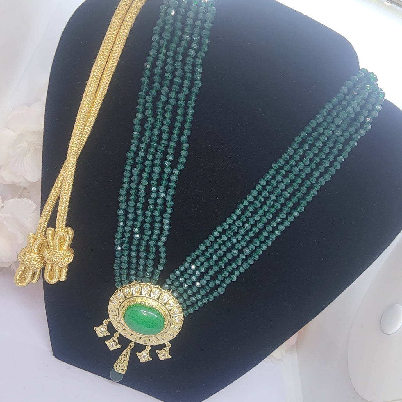 mdeja green beaded necklace gold pendant2 newyork maison farhat