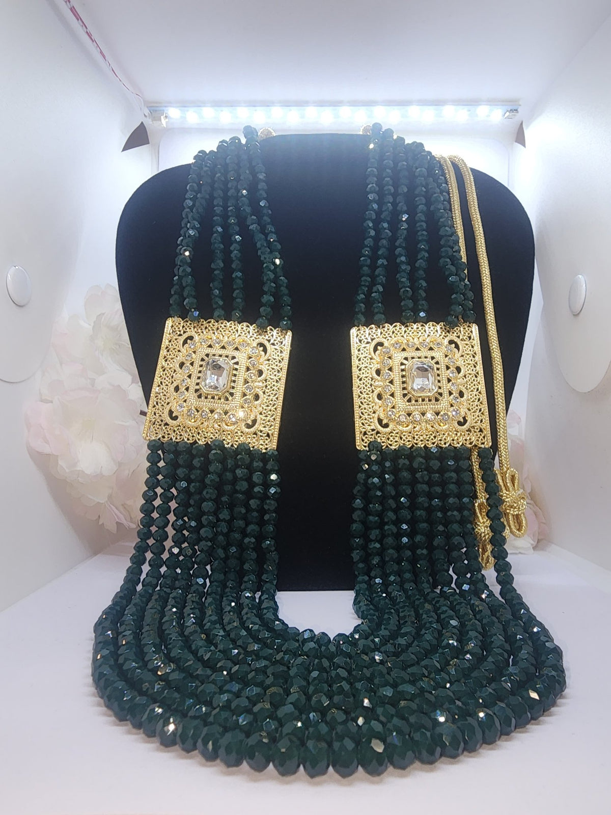 white pearl necklace gold pendant2 toronto maison farhat
